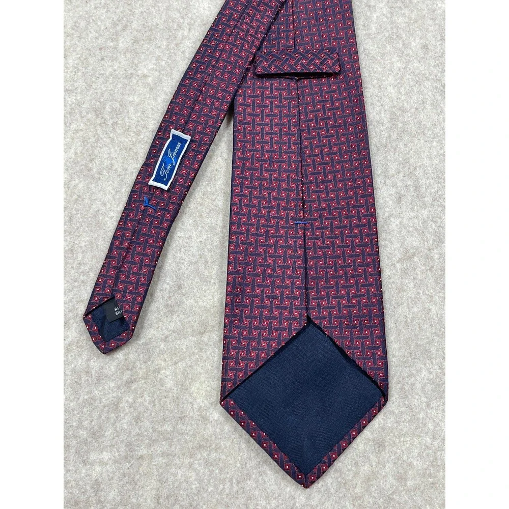 Tom James Red Blue Geometric Squares Woven Silk Necktie Neck Tie Texture USA